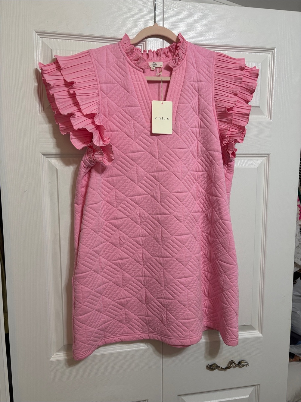 entro Pink Quilted Shift Dress with Pleated Ruffle Sleeves NWT